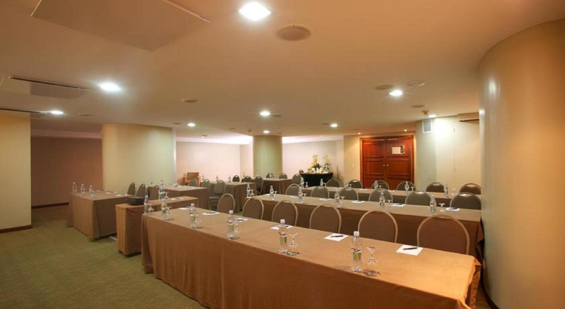 Akros By Bluebay Quito Exterior photo